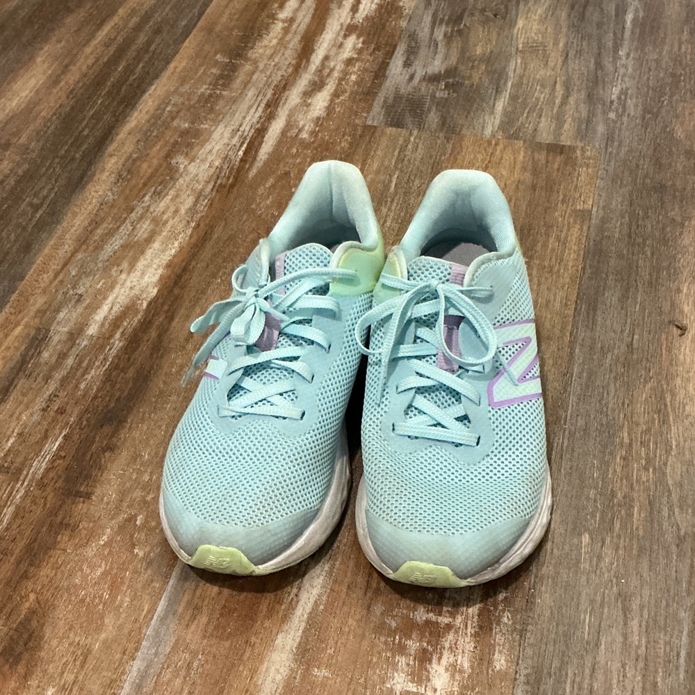 New Balance Kids Sneakers - Aqua and Lavender